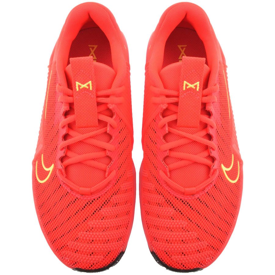 Nike training red cheap